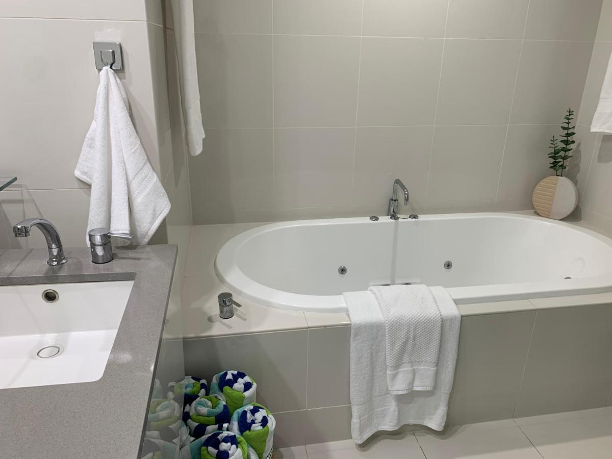 Circle On Cavill Free Parking Apartment Gold Coast Exterior photo